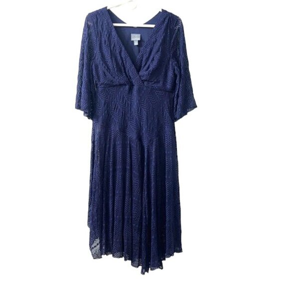 Rabbit Rabbit Rabbit Women's Navy Blue Lace Dress Elbow Length Sleeves Size 12 - Picture 3 of 12